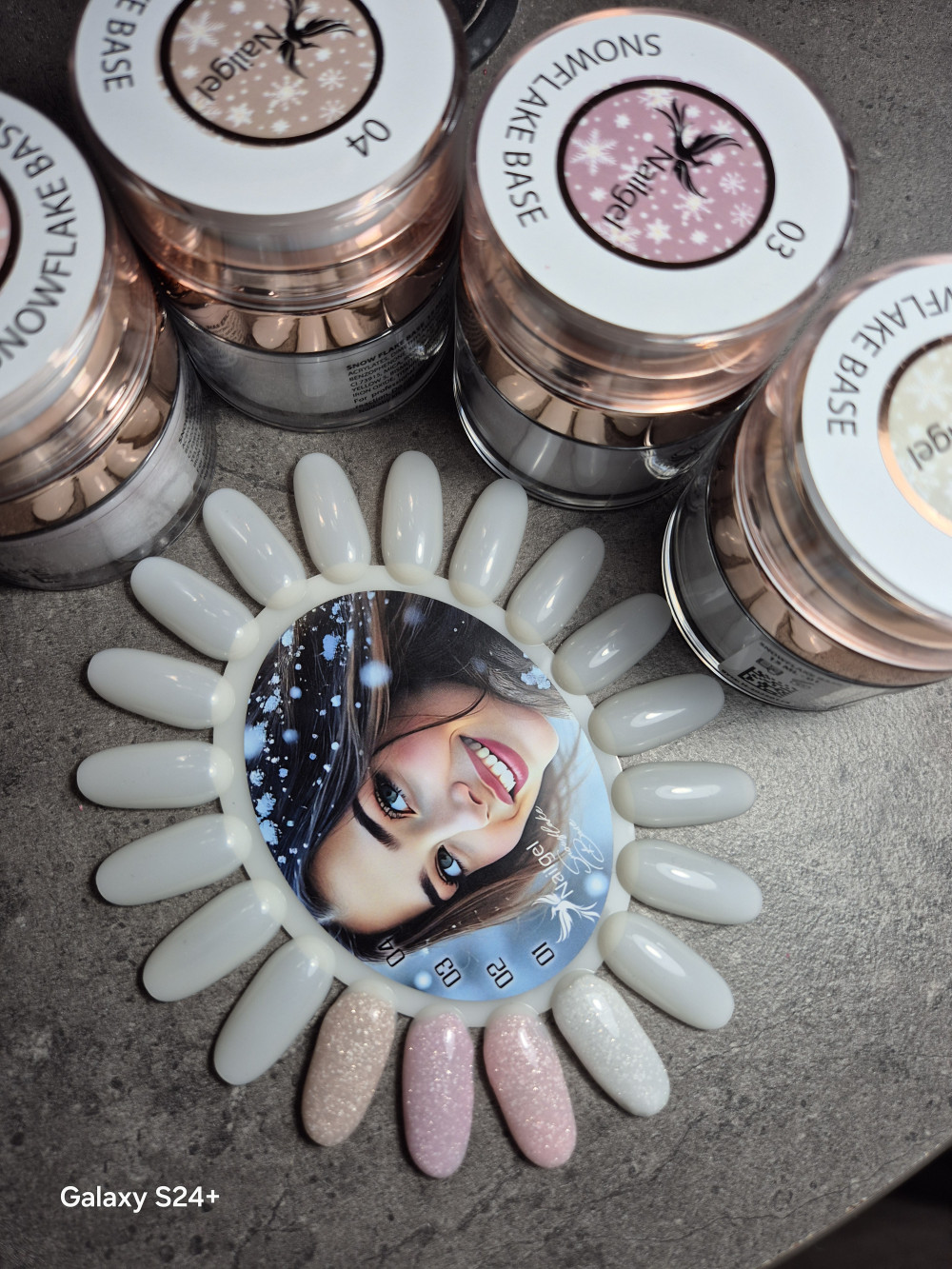   Snowflake base 4 darabos  kollekció pumpás tégelyben, ajándék margarétával
